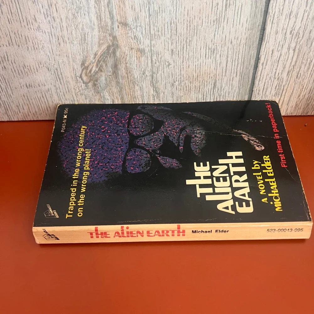 The Alien Earth Michael Elder 1971 Pinnacle Books First Print Sci-Fi Paperback